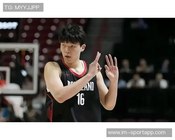 球迷期待杨瀚森获得更多上场机会技术提升仍需努力