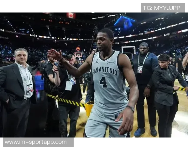 22届尚未续约潜力球员盘点抢断王与发型师引关注勇士狂人也在其中