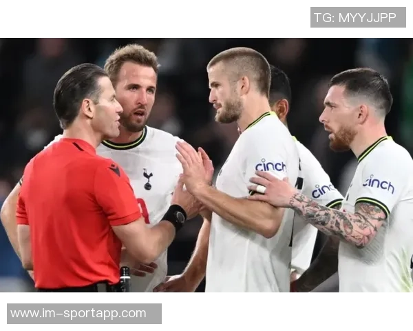 莱因克尔评论里沙利松脱衣庆祝行为引发补时延长的争议