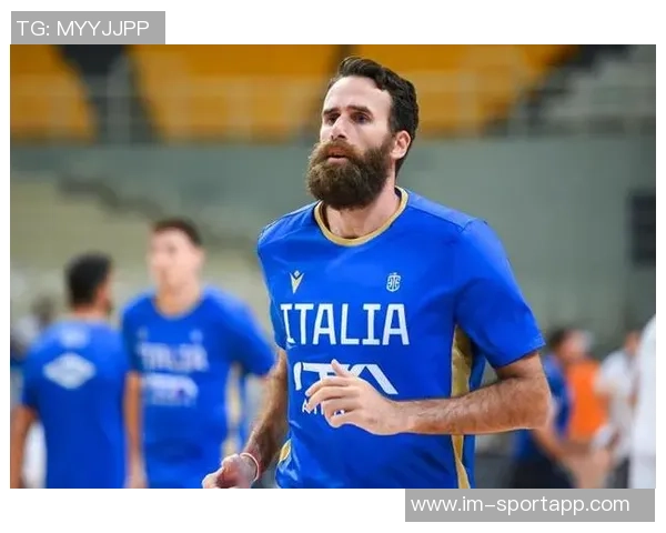 卢卡在转换防守和投篮失误后的回防问题亟待解决