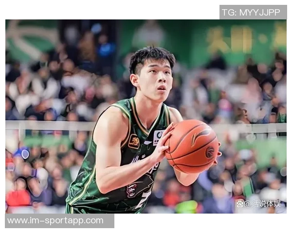 林葳在NCAA中逐渐找到自我定位完全适应教练要求展现出色表现