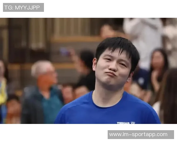 樊振东率队挑战多特吸引上千球迷现场助威波尔亲临助阵展现死忠风采 樊振东率队挑战多特吸引上千球迷现场助威波尔亲临助阵展现死忠风采