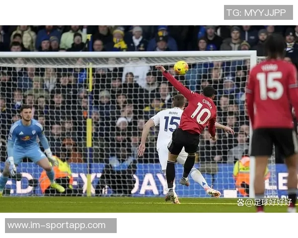 曼联客场对阵利兹联首发阵容公布多名主力缺阵新援首次登场